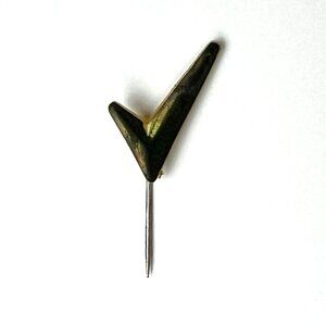 VTG 1950s UAW United Auto Workers Check Mark Union Black Gold Lapel Stick Pin